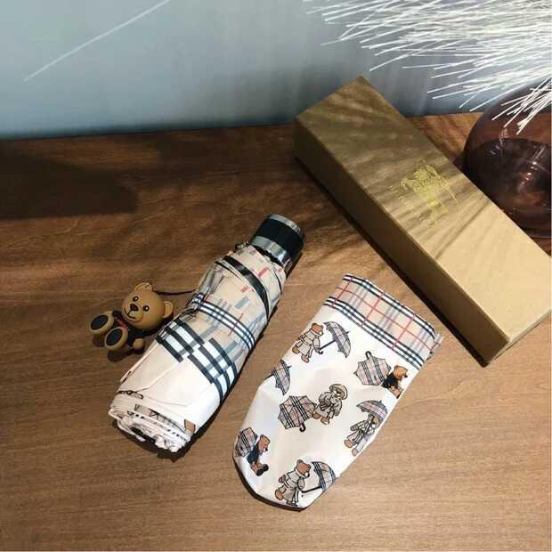 LV路易威登傘 最新火爆五折口袋傘 加鎂鋁合金傘骨 防曬晴雨傘  zm1008